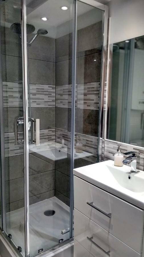 Pod Jarzebina Apartment Torun Exterior photo